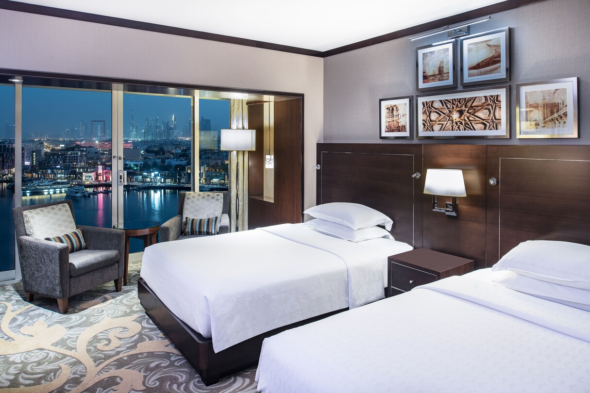 Crown Diamond Emperor Suite